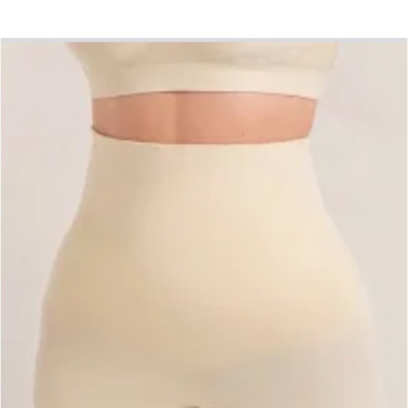 Shapermint Essentials All Day Every Day High-Waisted Shaper Shorts Nude Size 2XL - Picture 2 of 12